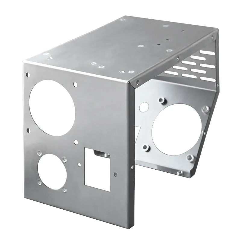 Obdelava škatle iz pločevine po meri